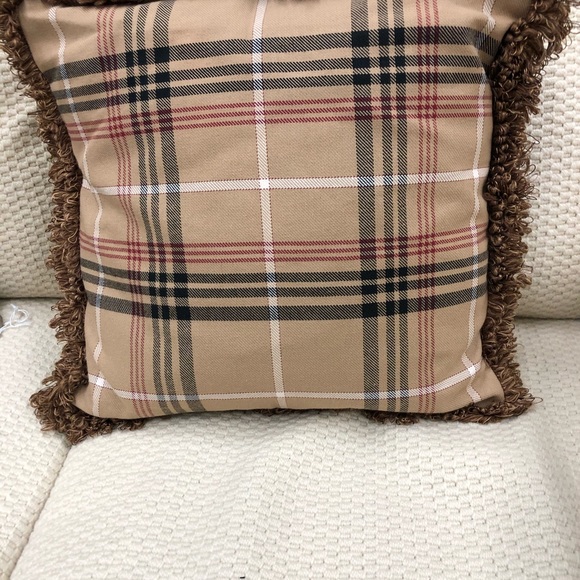 burberry pillow